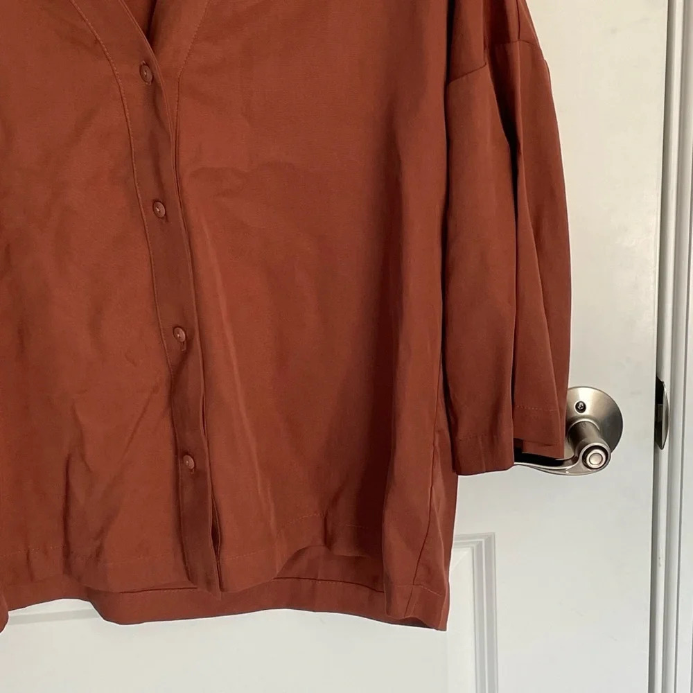 Women's Rust Button-Front V-Neck Top - Picture 5 of 13